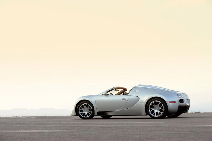  Bugatti Veyron 16.4 Grand Sport 2009 года  (фото 25 из 96)